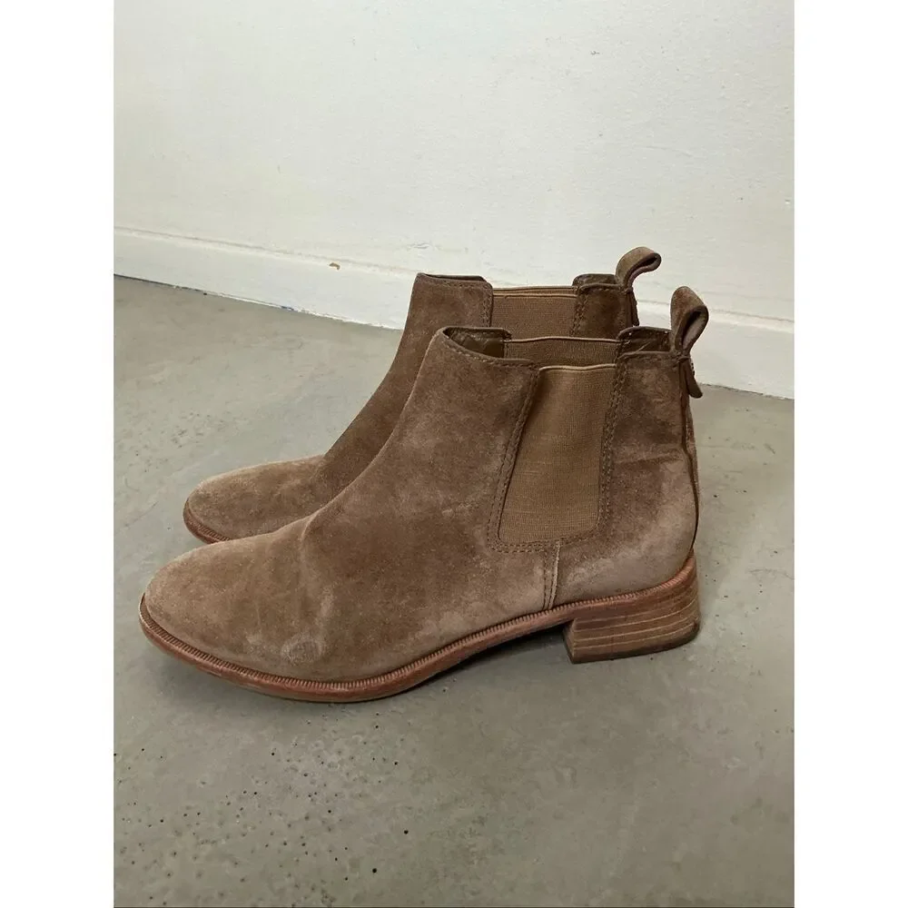 Tory Burch Chelsea Casual 35MM Suede Bootie | Tan in 7.5
